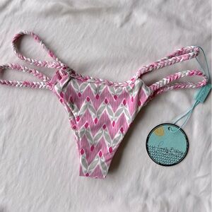 NWT Frankie’s Bikini Bottoms - Pink and White Design (Size X-Small)